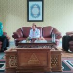 PC GP Ansor Kota Pasuruan Bimbing Seorang Perempuan Mualaf Ikrar Syahadat