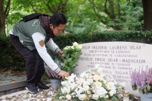 Ziarah Sunyi di Den Haag: Jejak Spiritualitas Ketua GP Ansor Jatim di Makam Leluhur Presiden Prabowo