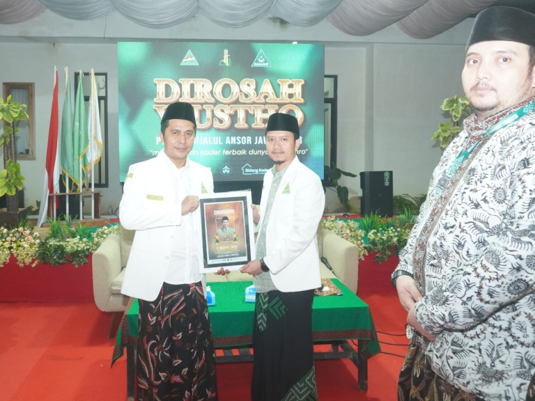 Di Robatal, Ketua PW Ansor Jatim Ingatkan Tantangan dan Etika Dakwah Era Digital