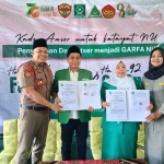 Ansor Jatim Serahkan Denwatser pada PW Fatayat NU di Harlah ke-76 Tahun