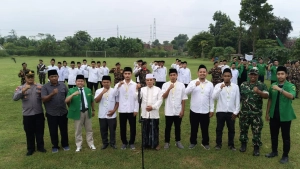 Apel Pembukaan PKD Ansor dan Diklatsar Banser Gondangwetan, Abd Karim Tekankan Disiplin dan Penghargaan Waktu